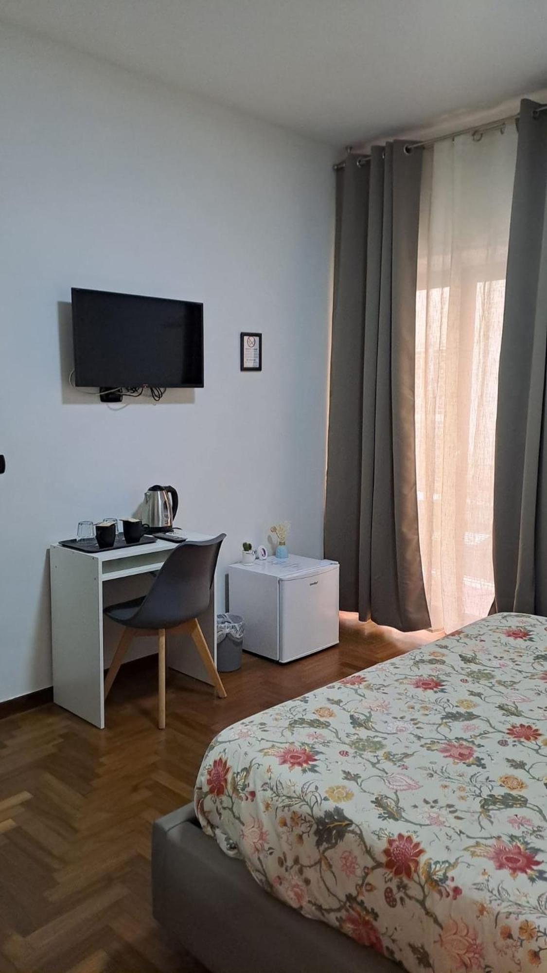 Royal Poerio Hotel Napoli Ngoại thất bức ảnh
